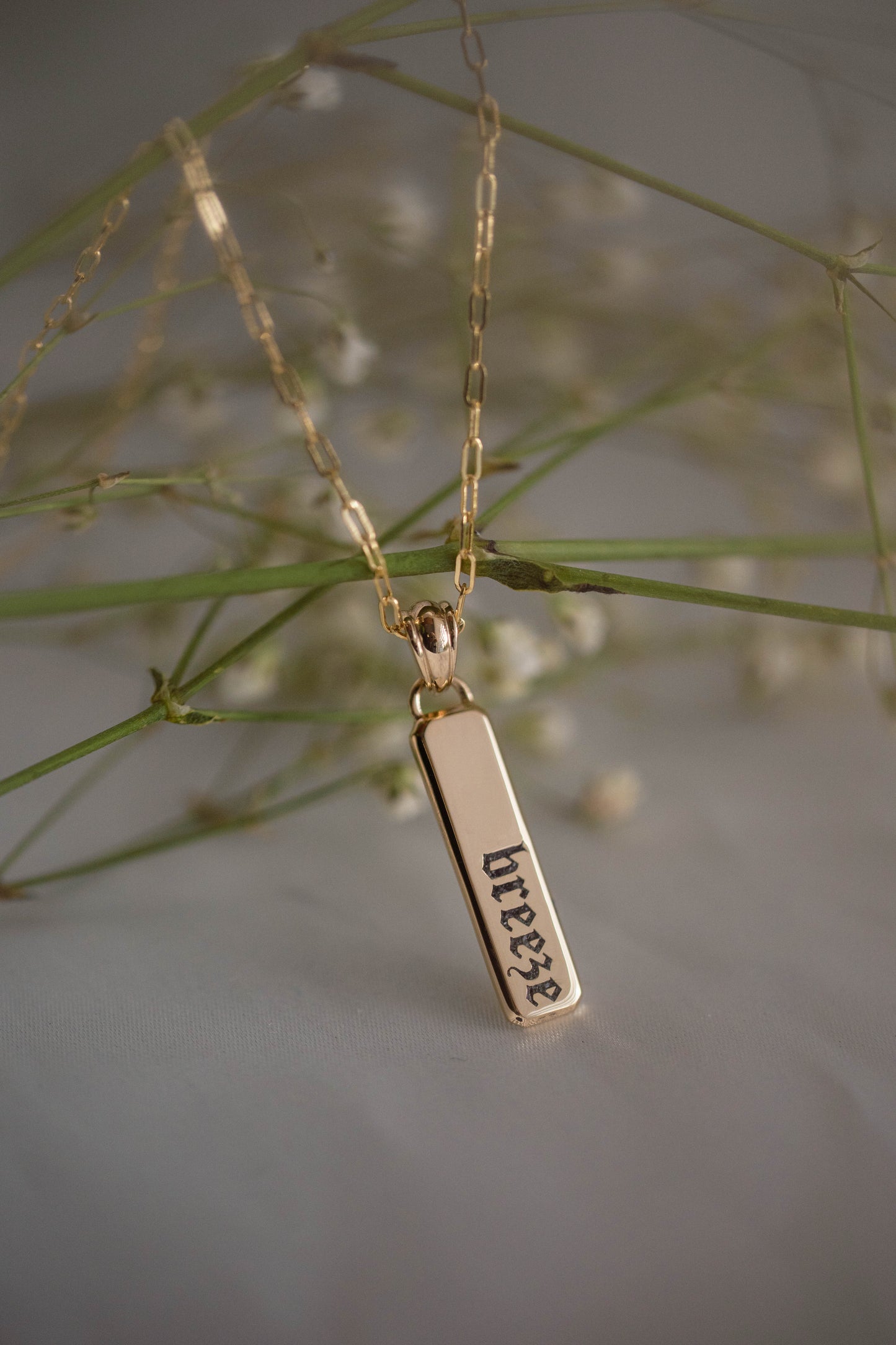 The Valen Pendant