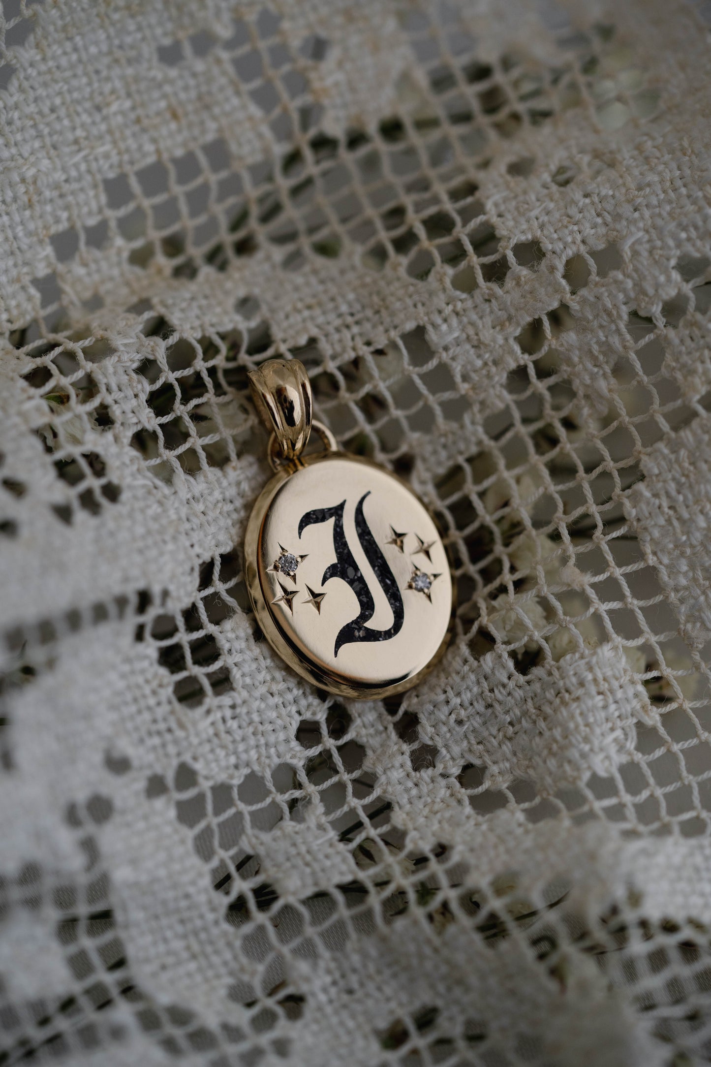The Foster Pendant